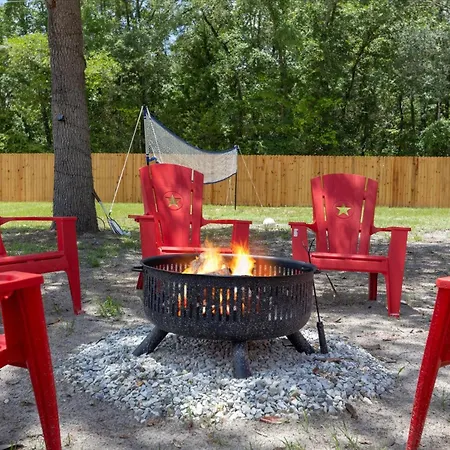 Ichetucknee Springs 2 Mi - Fire Pit Pavilion & Grill